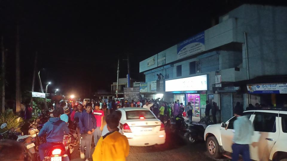 मार्कंडेनगर मच्छे शाळेत मध्यान्ह आहारातून विषबाधा: ३५ हून अधिक विद्यार्थी अत्यवस्थ