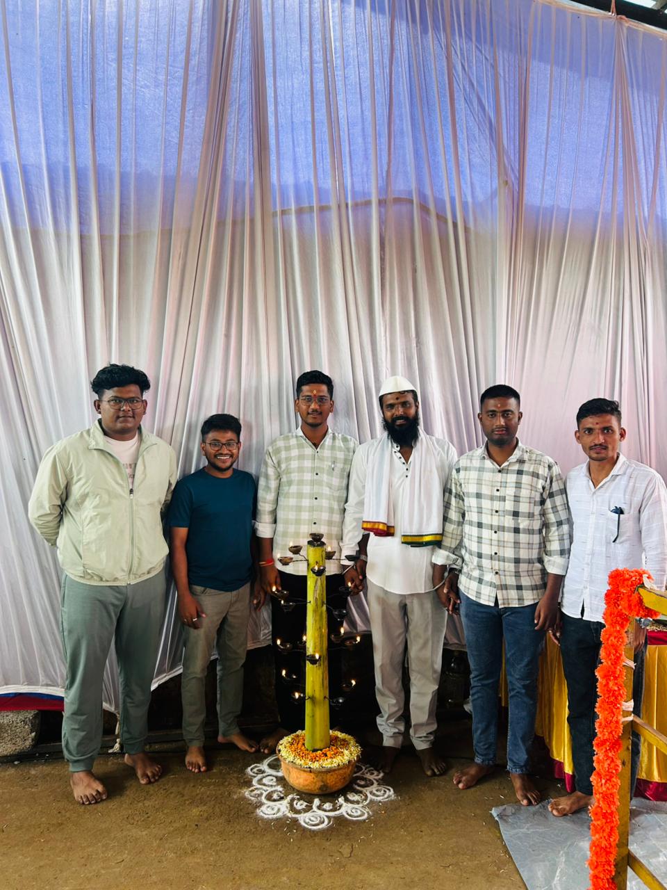 🌿श्री सिद्धेश्वर गोशाळा वाघवडेचा पाचवा वर्धापन दिन – शिवराय शिवविचार प्रतिष्ठान बेळगावतर्फे भेट व गौरव 🌿