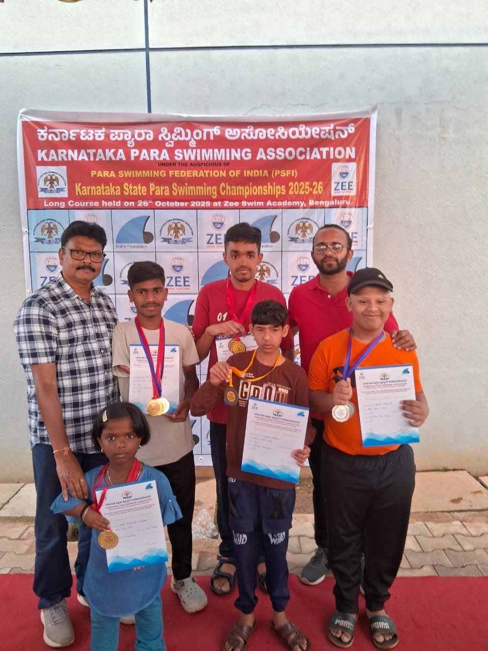 राज्यस्तरीय पॅरा जलतरण स्पर्धेत बेळगावच्या जलतरणपटूंचा डंका; १० सुवर्ण व ५ रौप्य पदकांची कमाई