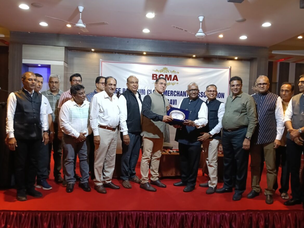 बेळगाव क्लॉथ मर्चंट्स असोसिएशनच्या अध्यक्षपदी सतीश तेंडुलकर, अधिकार ग्रहण सोहळा दिमाखात संपन्न