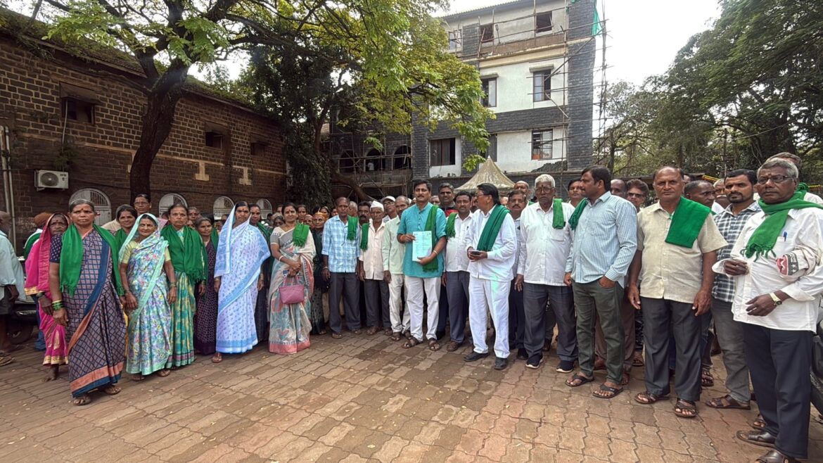 बसुरते गावातील धरण विस्थापितांना न्याय देणार – जिल्हाधिकाऱ्यांचे आश्वासन