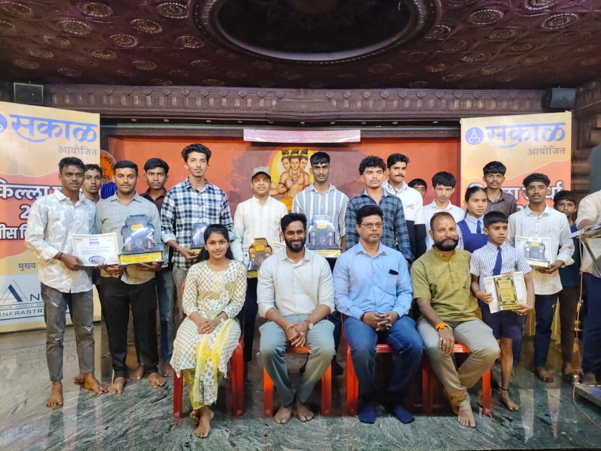 ‘चला किल्ले बनवूया’ स्पर्धेला उत्स्फूर्त प्रतिसाद