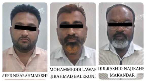 खासगी क्षणांचे व्हिडिओ काढून ५० लाखांची खंडणी मागणाऱ्या तिघांना माळमारुती पोलिसांकडून अटक.