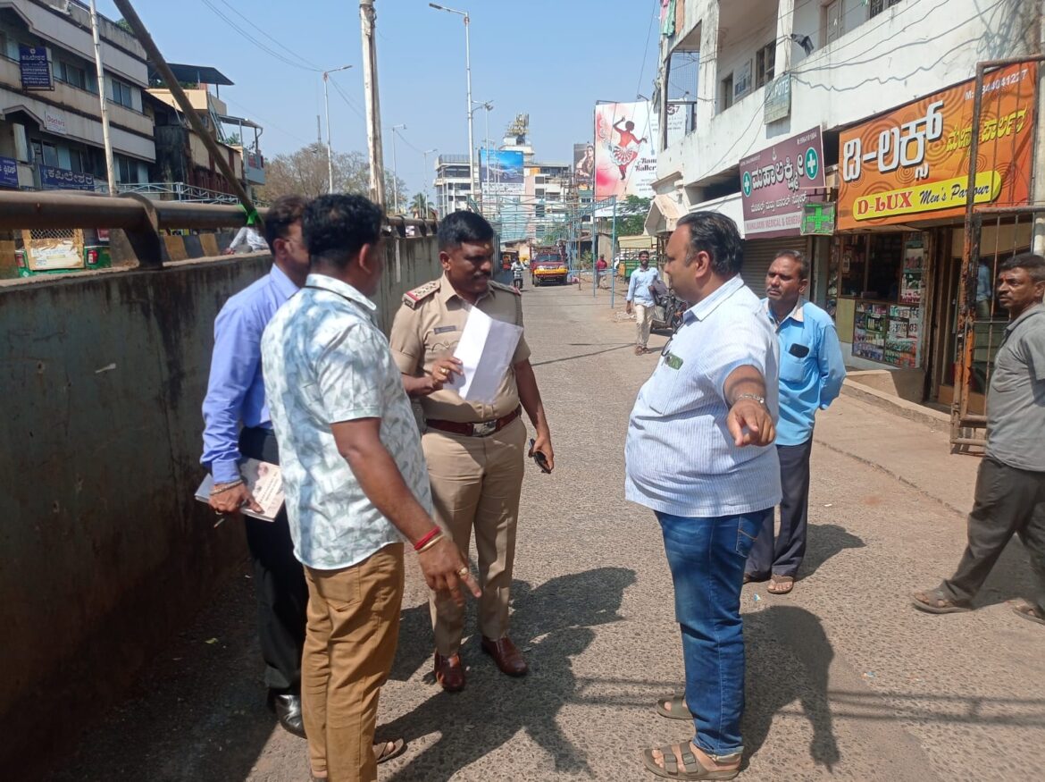 महाशिवरात्री महोत्सवानिमित्त श्रीक्षेत्र दक्षिणकाशी कपिलेश्वर मंदिरात पूर्वतयारीची पाहणी
