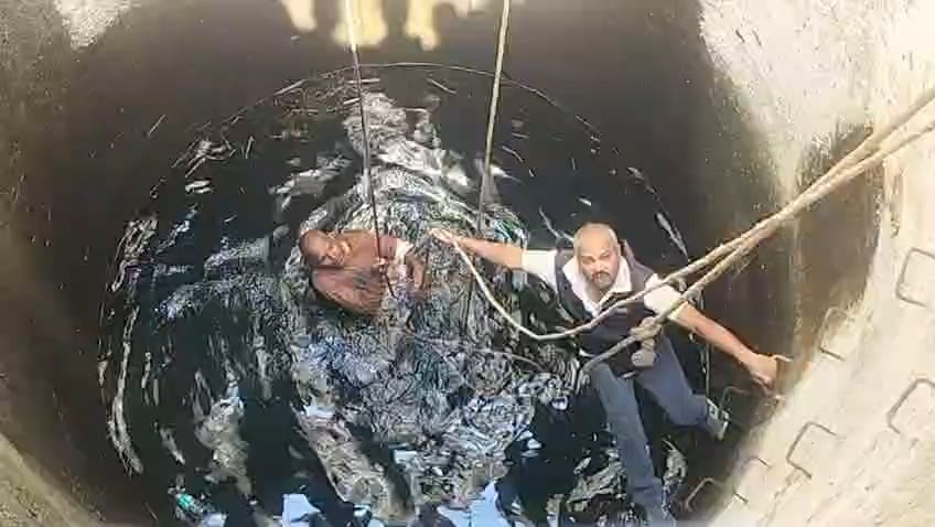 आईच्या निधनानंतर मानसिक तणाव; विहिरीत पडलेल्या युवकाला H.E.R.F. टीमकडून जीवदान