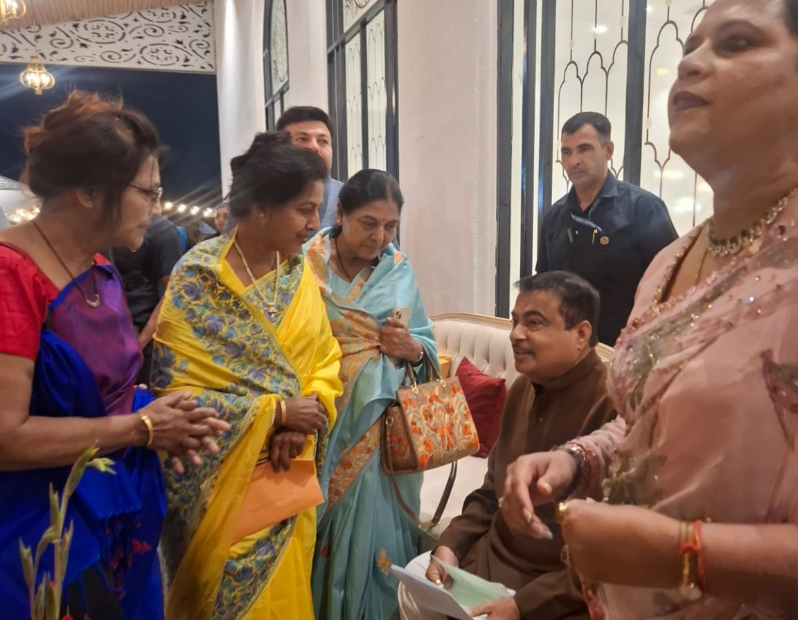 बेळगाव–वेंगुर्ला रस्त्याला राष्ट्रीय महामार्गाचा दर्जा द्यावा; सीमाप्रश्नावर तोडग्यासाठी केंद्राशी चर्चा व्हावी – निलिमा पावशेंचे नितीन गडकरींना निवेदन