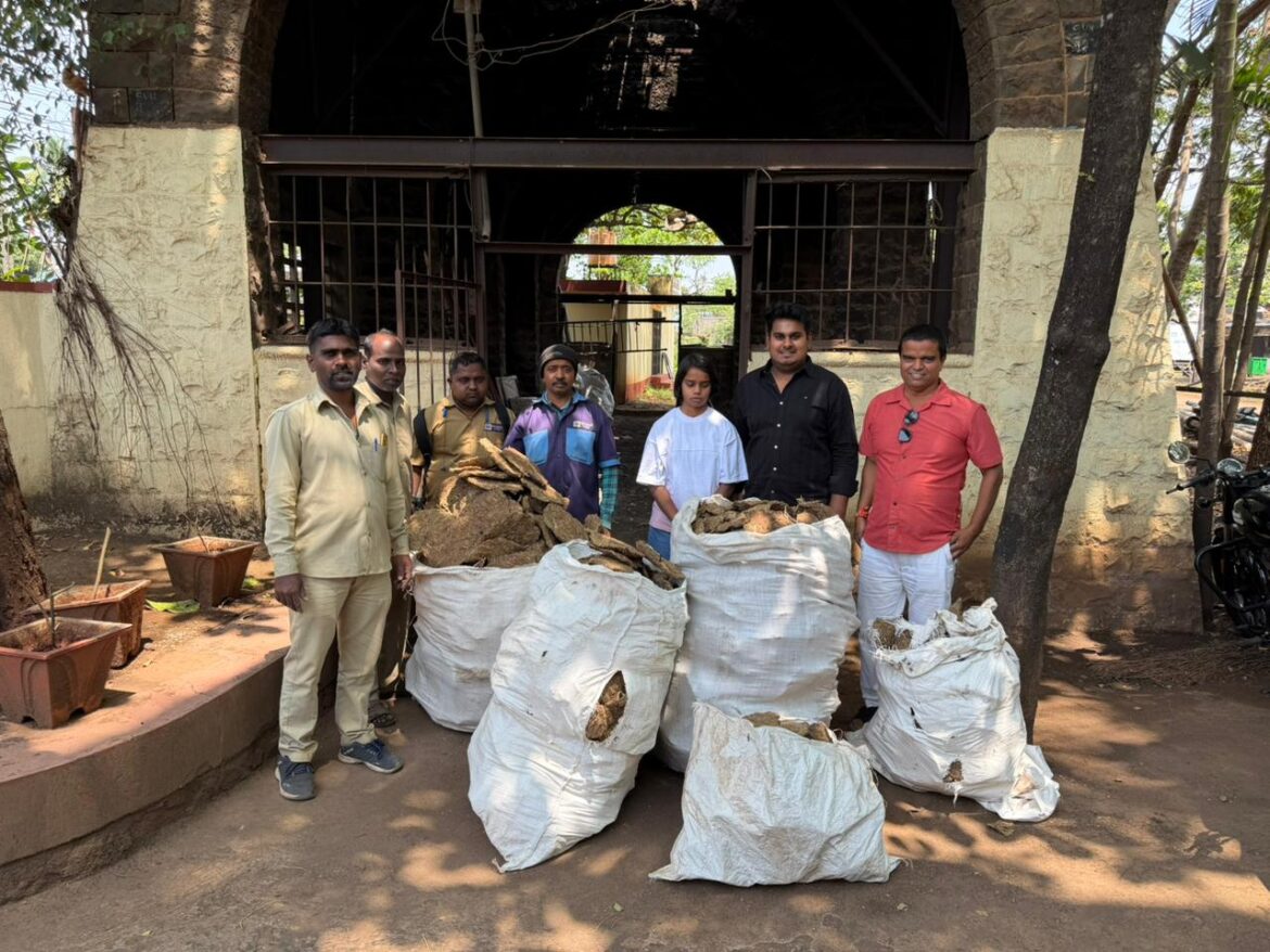 स्वतःच्या इच्छेचा त्याग करत निधी पाटीलचा माणुसकीचा संदेश; सदाशिव नगर स्मशानभूमीत हृदयस्पर्शी मदतकार्य