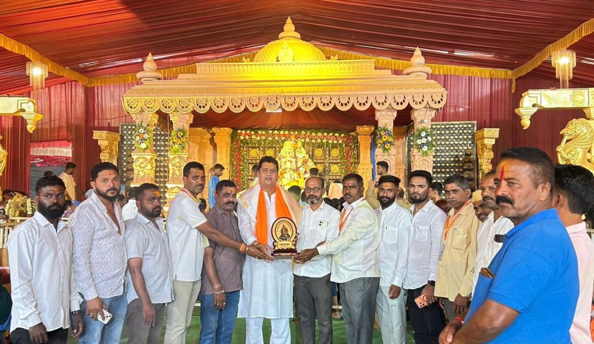 कंग्राळी बुद्रुक येथे किरण जाधव यांचे श्री महालक्ष्मी देवी दर्शन; लोककल्याणासाठी प्रार्थना