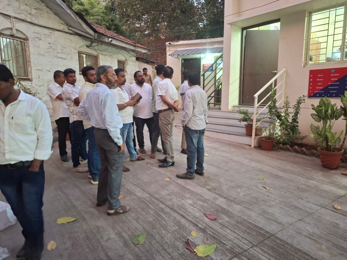 महाराष्ट्राच्या मातीवर संयुक्त महाराष्ट्राच्या घोषणा; सात कार्यकर्त्यांना नोटीस, धैर्यशील मानेंची पोलिस अधीक्षकांकडे धाव