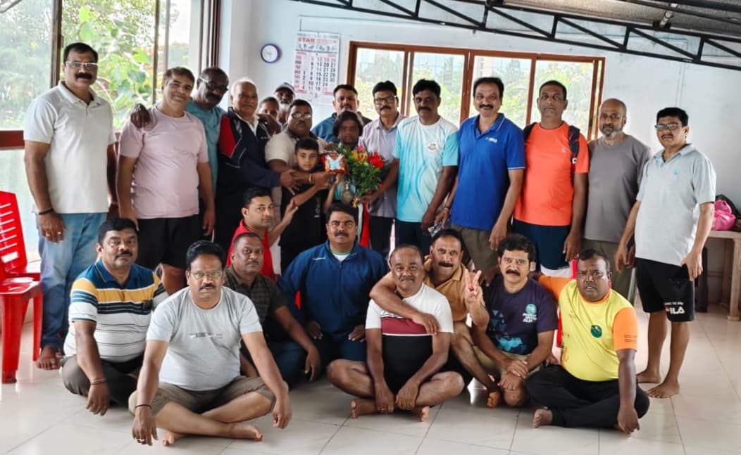 Belgaum’s Para Swimmer Aarohi Surtekar Felicitated for Winning Two Gold Medals