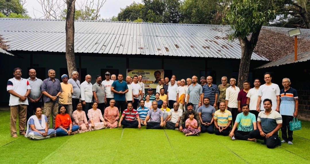 आंतरराष्ट्रीय योग दिनानिमित्त वरिष्ठ नागरिकांसाठी योगाभ्यास शिबिर