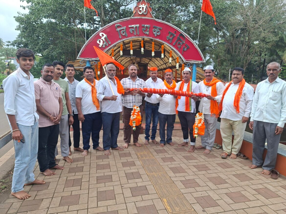 खानापूर मलप्रभा नदी येथून कावड यात्रा; वैजनाथ मंदिरात जलाभिषेक . बेनकनहळ्ळी येथील युवकांचा उपक्रम