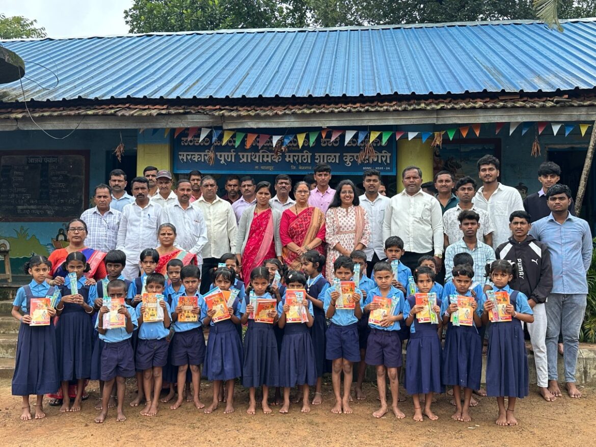 महाराष्ट्र एकीकरण युवा समितीकडून कुप्पटगिरी मराठी शाळेतील विद्यार्थ्यांना शैक्षणिक साहित्याचे वाटप