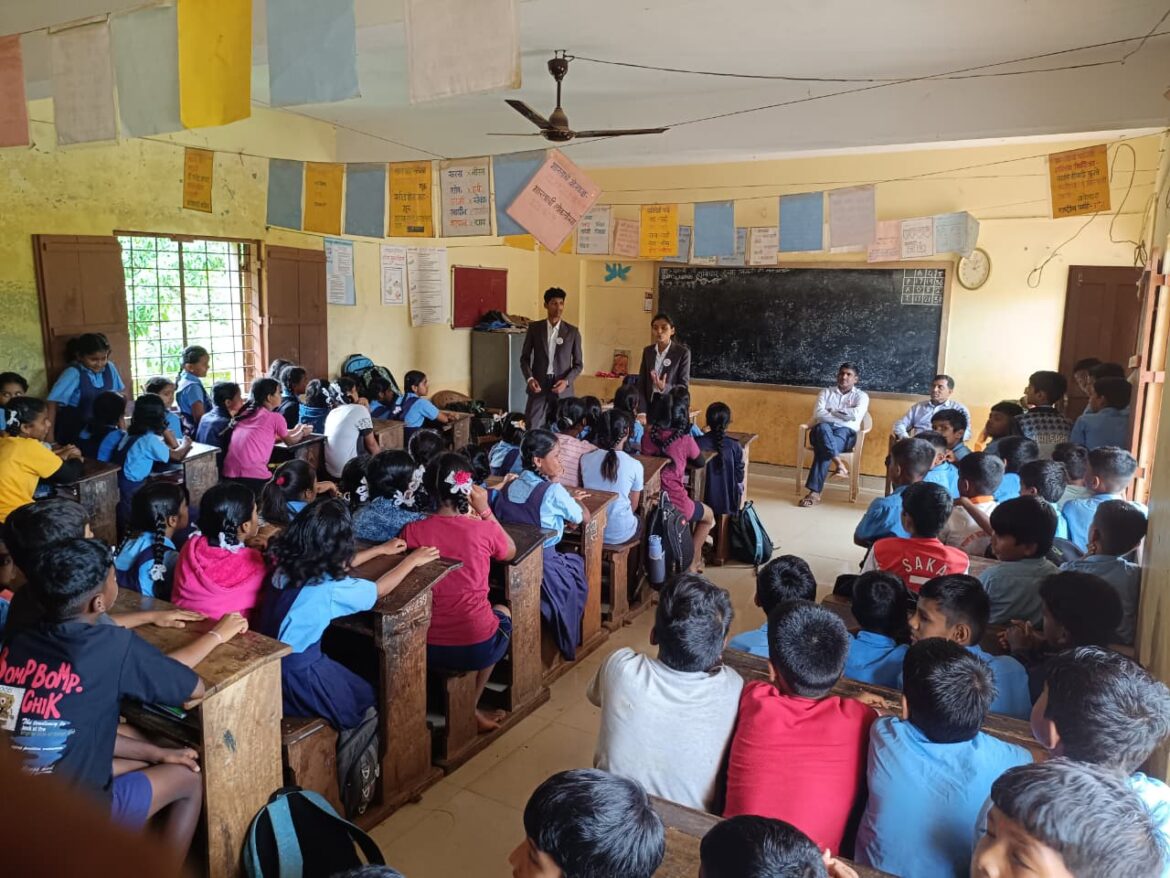 डीएमएस महाविद्यालयाच्या विद्यार्थ्यांकडून सायबर सुरक्षेबाबत प्रभावी जनजागृती