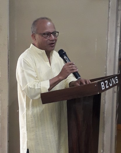 ज्येष्ठ नागरिक सोसायटीच्या संध्या किरण सेवा केंद्रात ज्ञान व मनोरंजन कार्यक्रम उत्साहात