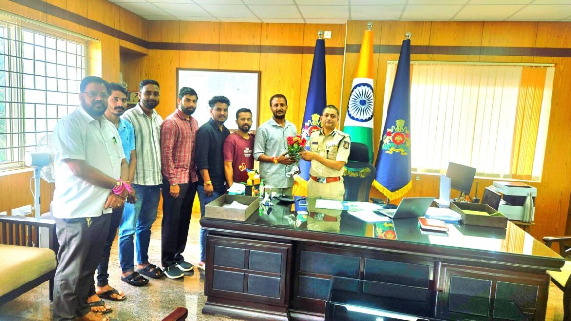 गणेशोत्सवाच्या पार्श्वभूमीवर ‘बेळगावचा राजा’ मंडळाची पोलीस आयुक्त भूषण बोरसे यांची सदिच्छा भेट