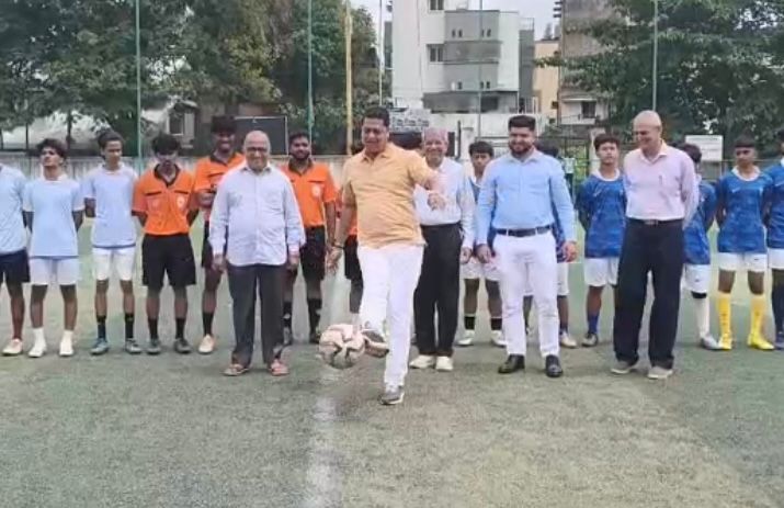 खेळ विद्यार्थ्यांमध्ये शिस्त आणि सांघिक भावना निर्माण करतो : किरण जाधव