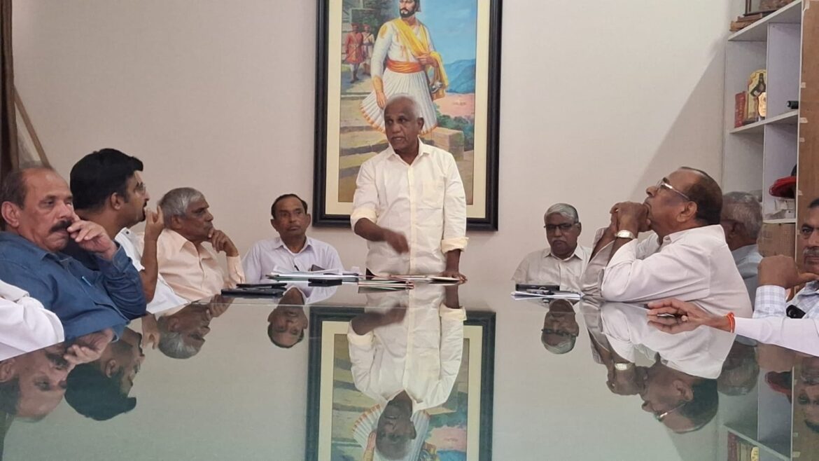तिलारी-म्हादाई पाणीप्रश्नासह सीमाभागातील विविध मुद्द्यांवर मध्यवर्ती महाराष्ट्र एकीकरण समितीची बैठक