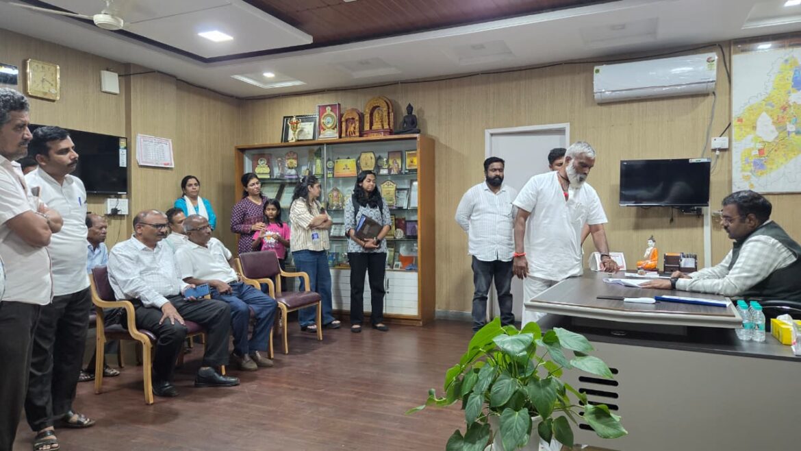 वृंदावन कॉलनीतील खेळाच्या मैदानावर शेड उभारण्यास नागरिकांचा विरोध; रमाकांतदादा कोंडुस्कर यांची आयुक्तांकडे धाव