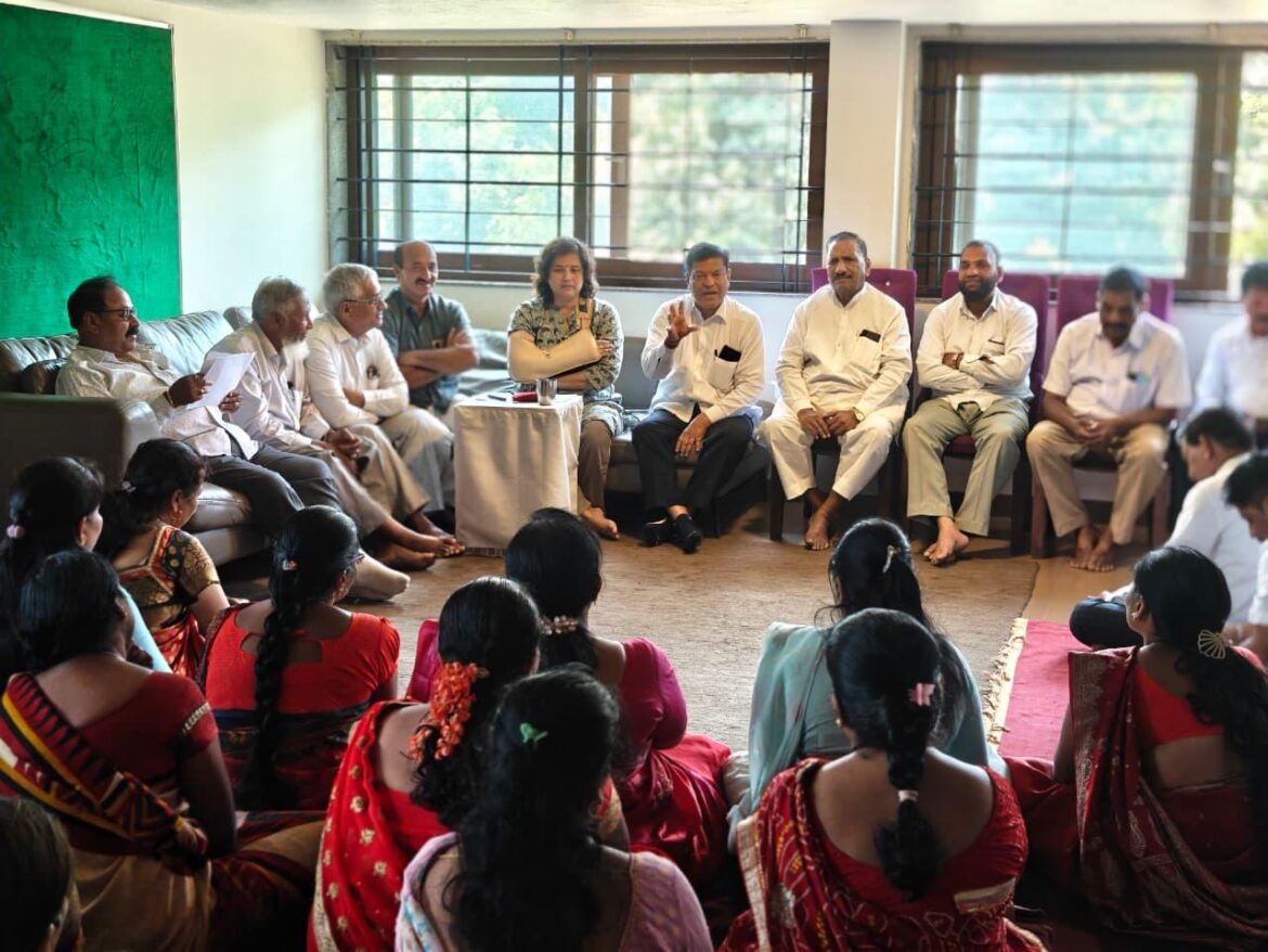 खानापूर काँग्रेसची जिल्हा परिषद, तालुका पंचायत निवडणुकीसाठी पूर्वतयारी बैठक