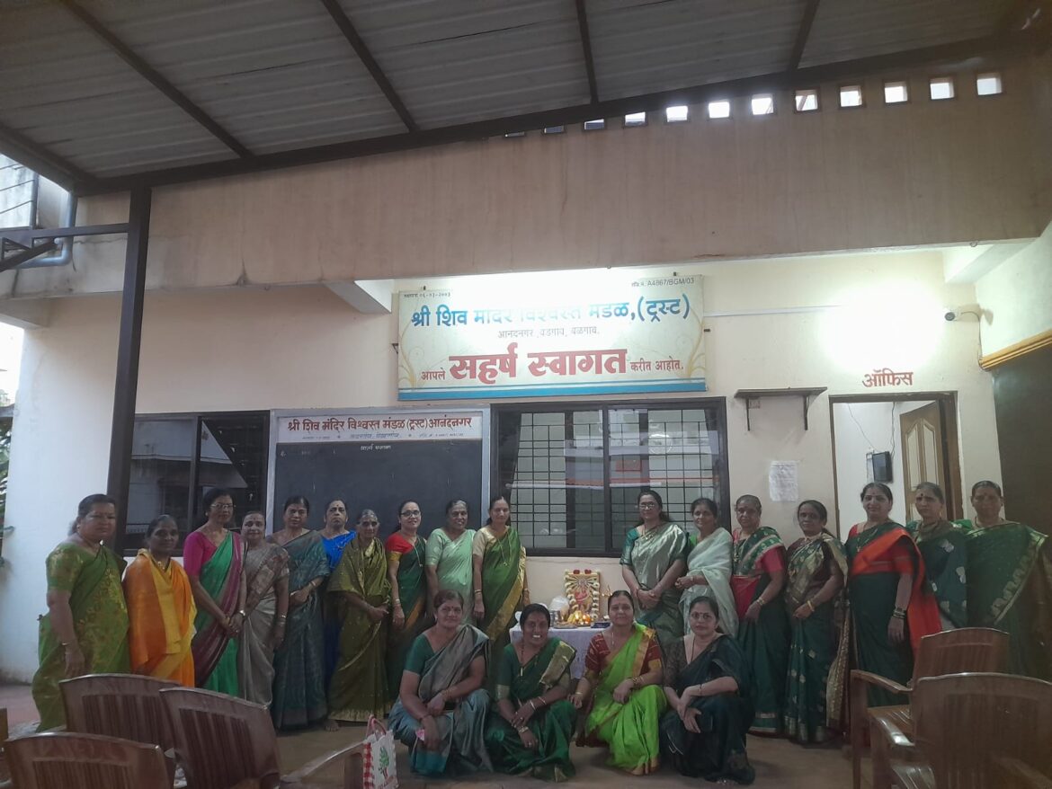 उत्कर्ष महिला मंडळाच्या दुर्गापूजनाने आनंदनगरात भक्तिमय वातावरण